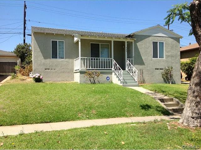 1st image of 525 Almora St