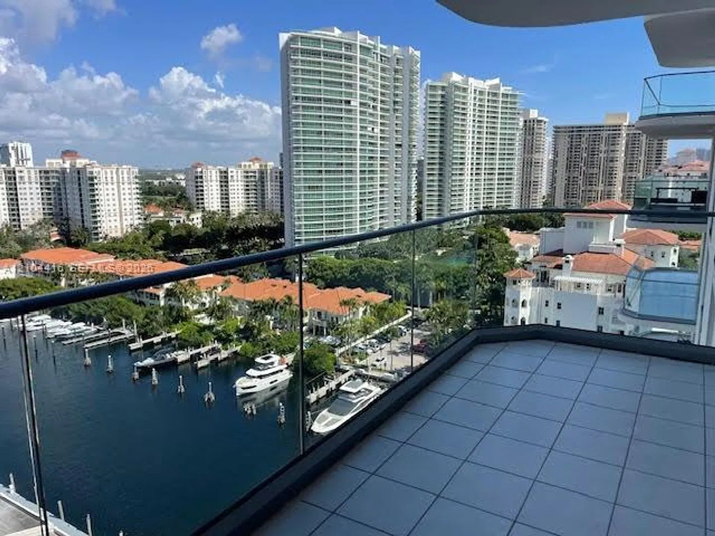 19707 Turnberry Way cu-18L, Aventura, FL 33180 — Photo 3