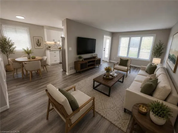 42 Terrace Ave, Welland, ON L3C 2C4