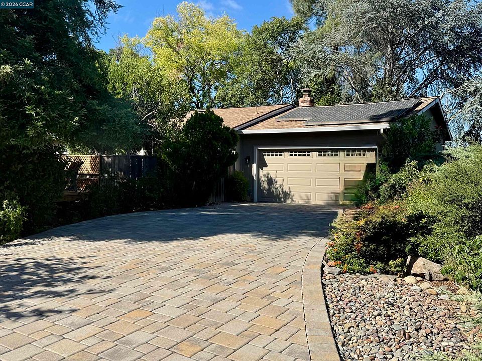 1st image of 51 Heritage Ct
