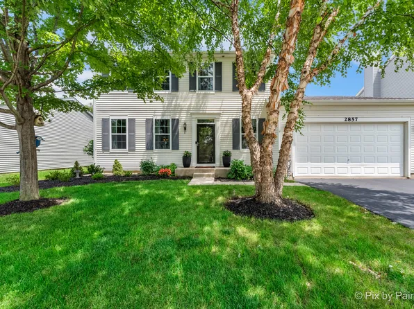 2857 Sweet Clover Way, Wauconda, IL 60084