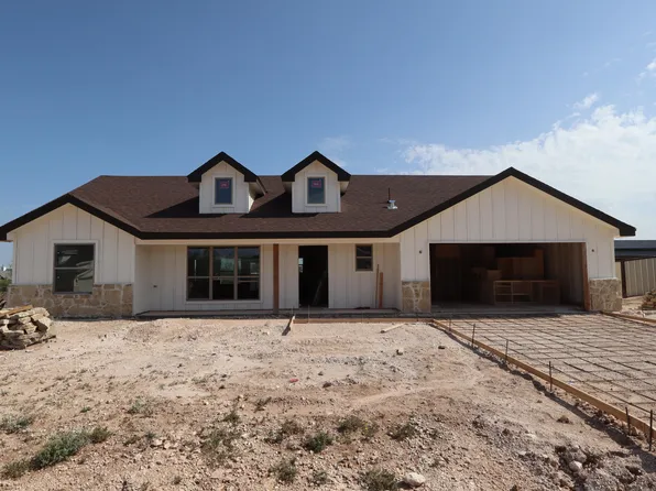 9737 Jaguar Trl, San Angelo, TX 76901