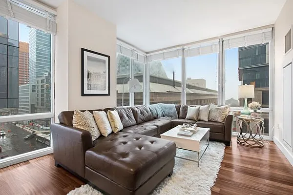Rented by Compass | media 12