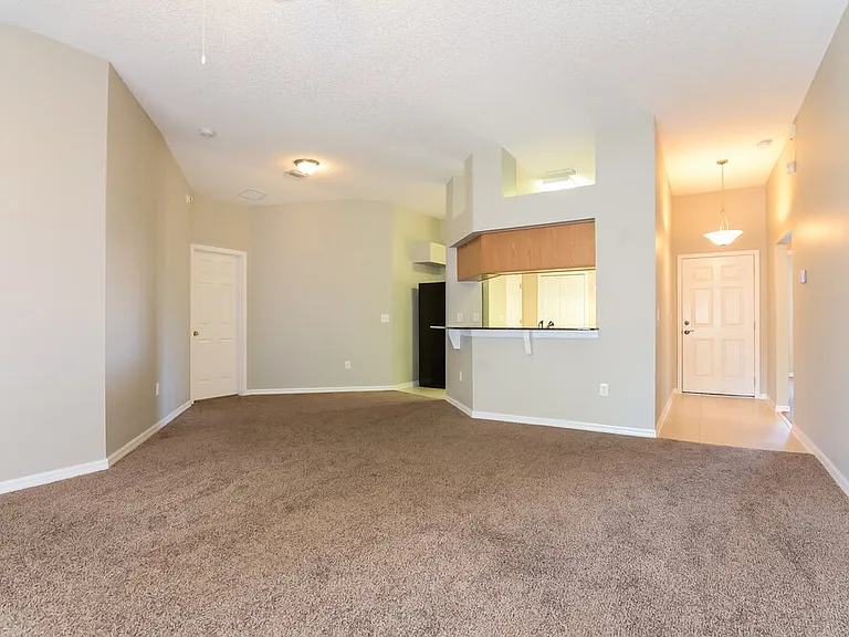 11025 Whittney Chase Dr — Photo 5