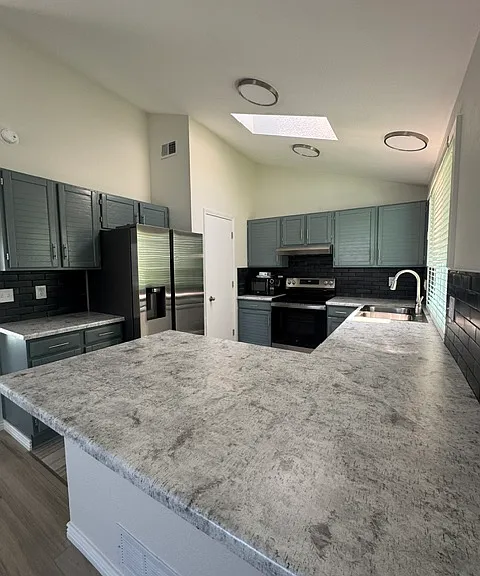 3824 Angelovic Ct — Photo 2