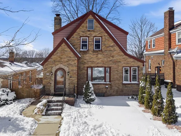 3741 South 14th STREET, Milwaukee, WI 53221