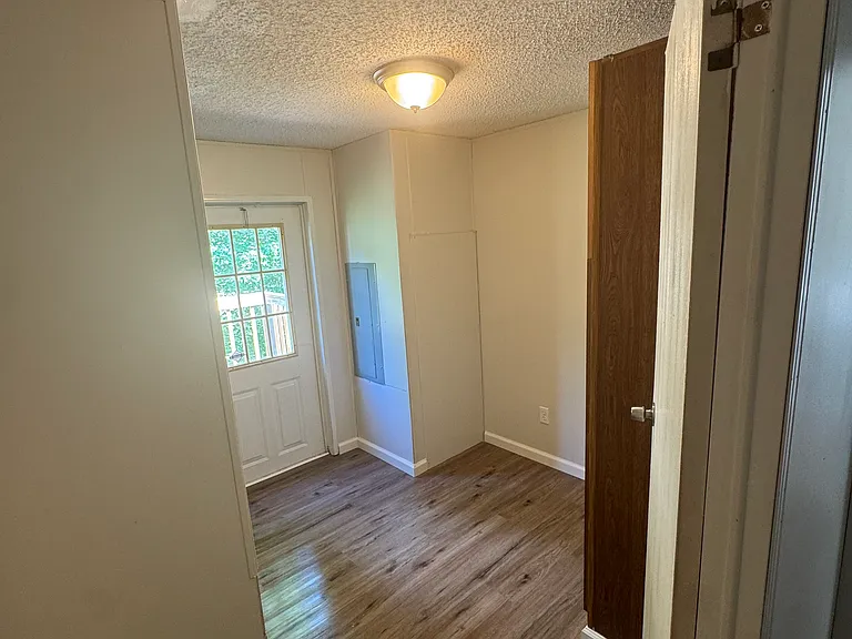 2025 Lee Road 249 — Photo 8