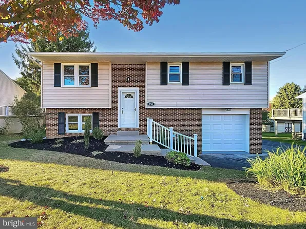 158 S Market St, Ephrata, PA 17522