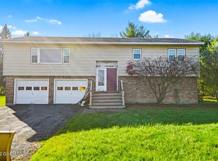 96 Creble Rd, Selkirk, NY 12158