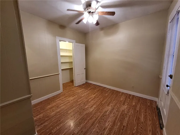 168 Gibbs St #2 — Photo 3