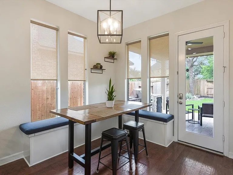 18901 N Bee Cave Springs Cir — Photo 12