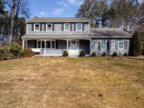 8 Hampshire Lane, Simsbury, CT 06070