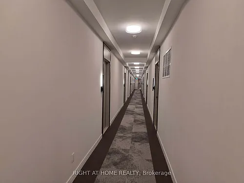 8888 Yonge St Photo 1