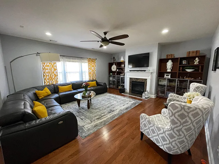 11157 Gates Ter — Photo 10