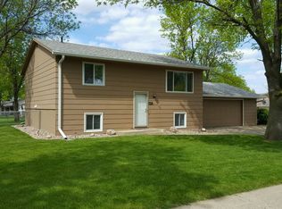 5800 W 61st St, Sioux Falls, SD 57106