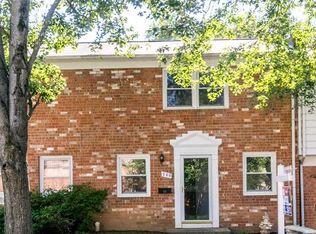 208 Shenandoah St SE, Leesburg, VA