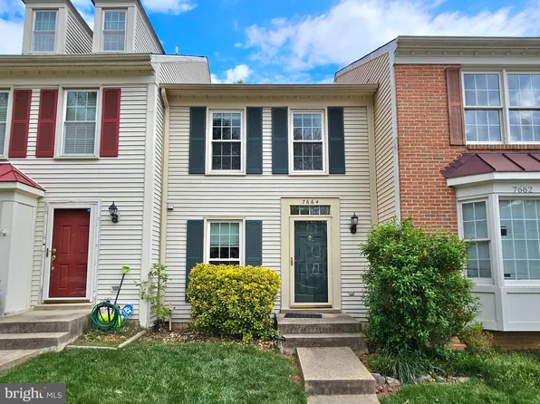 7664 Northern Oaks Ct, Springfield, VA 22153