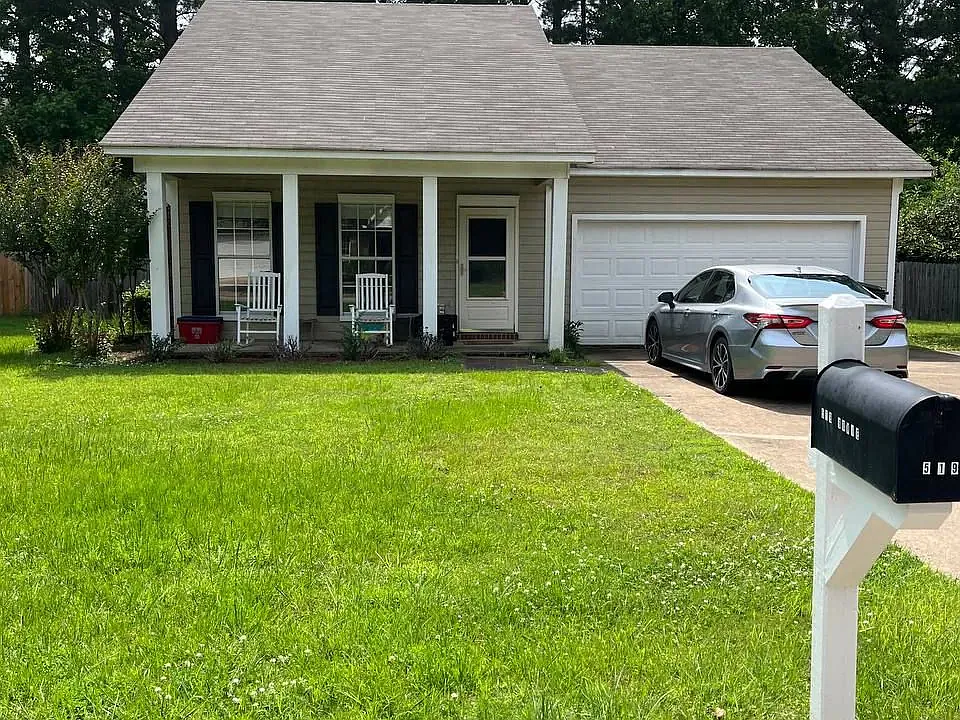 519 Bowie Dr