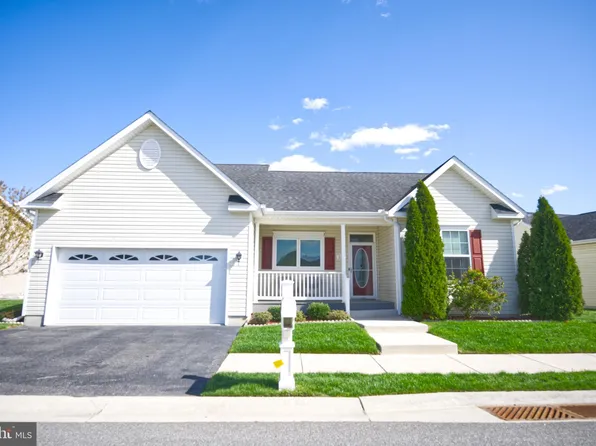 233 Nobles Pond Xing, Dover, DE 19904