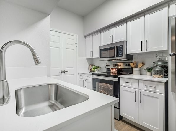 13515 West Ave APT 811