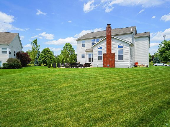 4th image of 7579 Ashley Meadow Dr