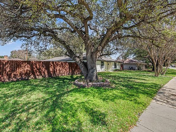 2nd image of 3127 Merrell Rd