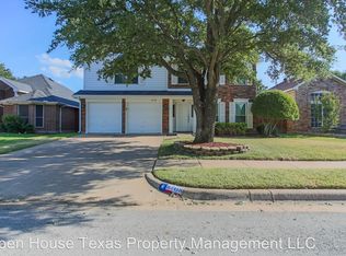 8708 Pedernales Trl, Fort Worth, TX 76118
