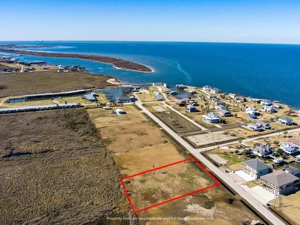 4454 W Boyt Rd, Port Bolivar, TX 77650