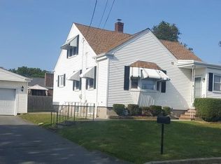 18 Haste St, Fairhaven, MA 02719