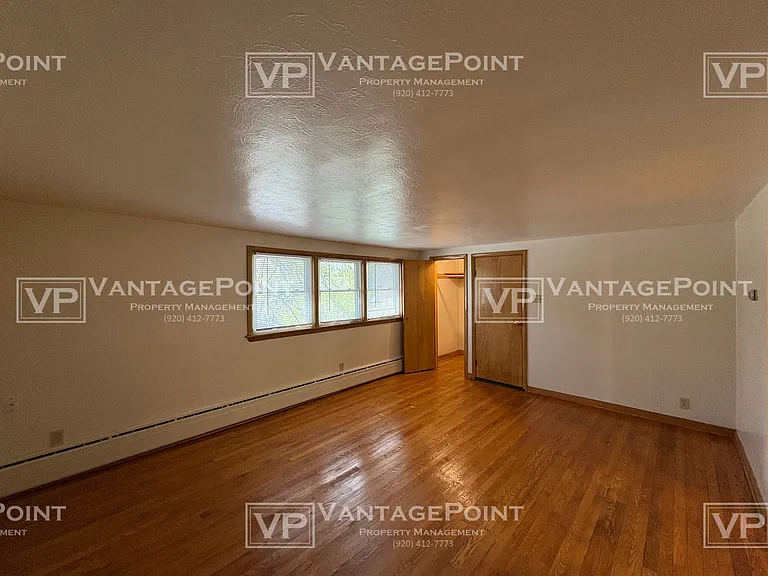 122 1/2 S Oneida St — Photo 7