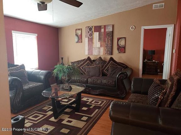 2nd image of 1428 Anna Ln