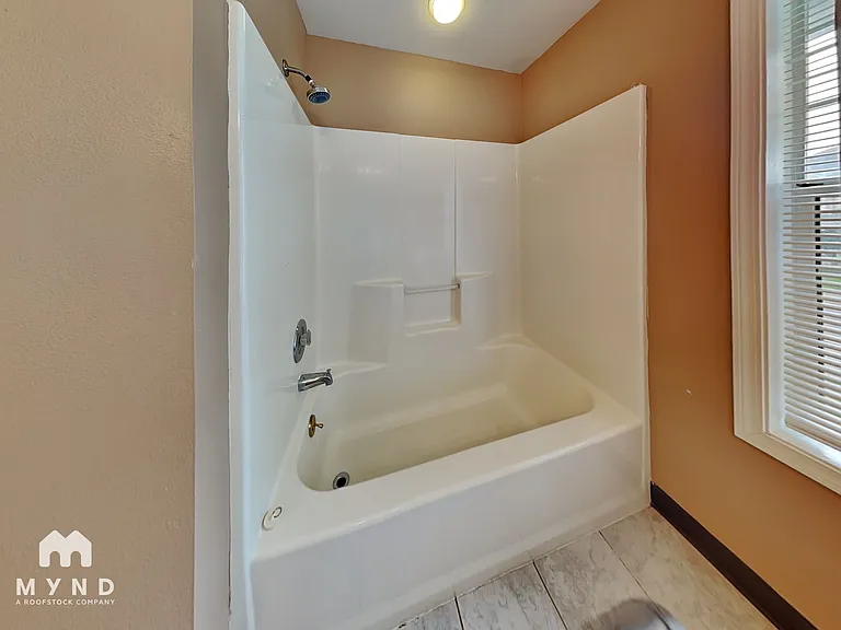 812 NW 143rd St — Photo 28