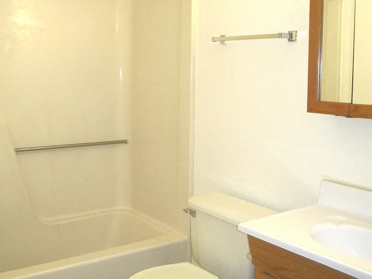102 Bridge Ave #6 — Photo 9