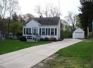 34940 Eddy Rd, Willoughby Hills, OH 44094