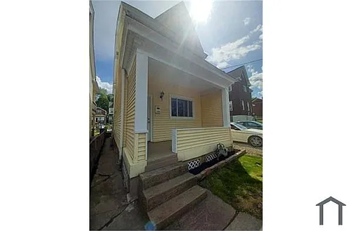 2608 Patterson St Photo 1