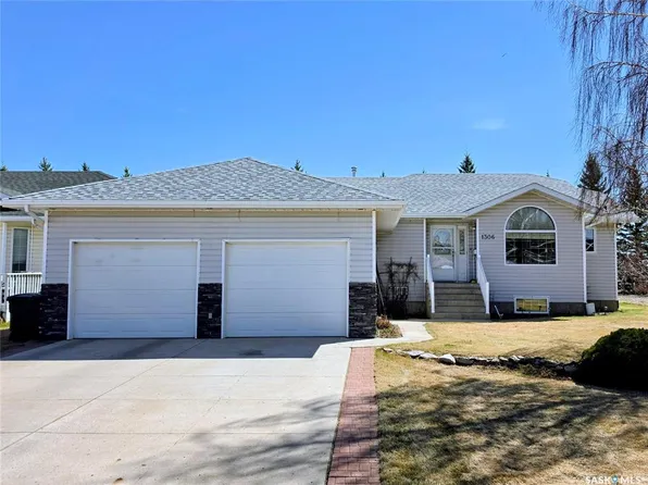 1306 4th STREET, Humboldt, SK S0K 2A0