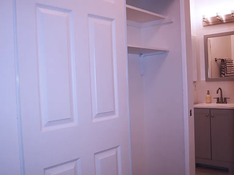 7125 Shoup Ave #206 — Photo 32