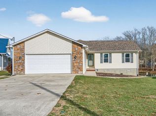 124 Peacepipe Bnd, Crossville, TN 38572