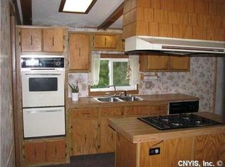 7380 Bonney Hill Rd, Hamilton, NY 13346