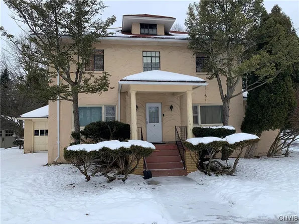 7 Boston Ave, Auburn, NY 13021