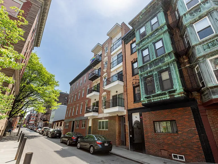 56 Prince St #11 — Photo 8