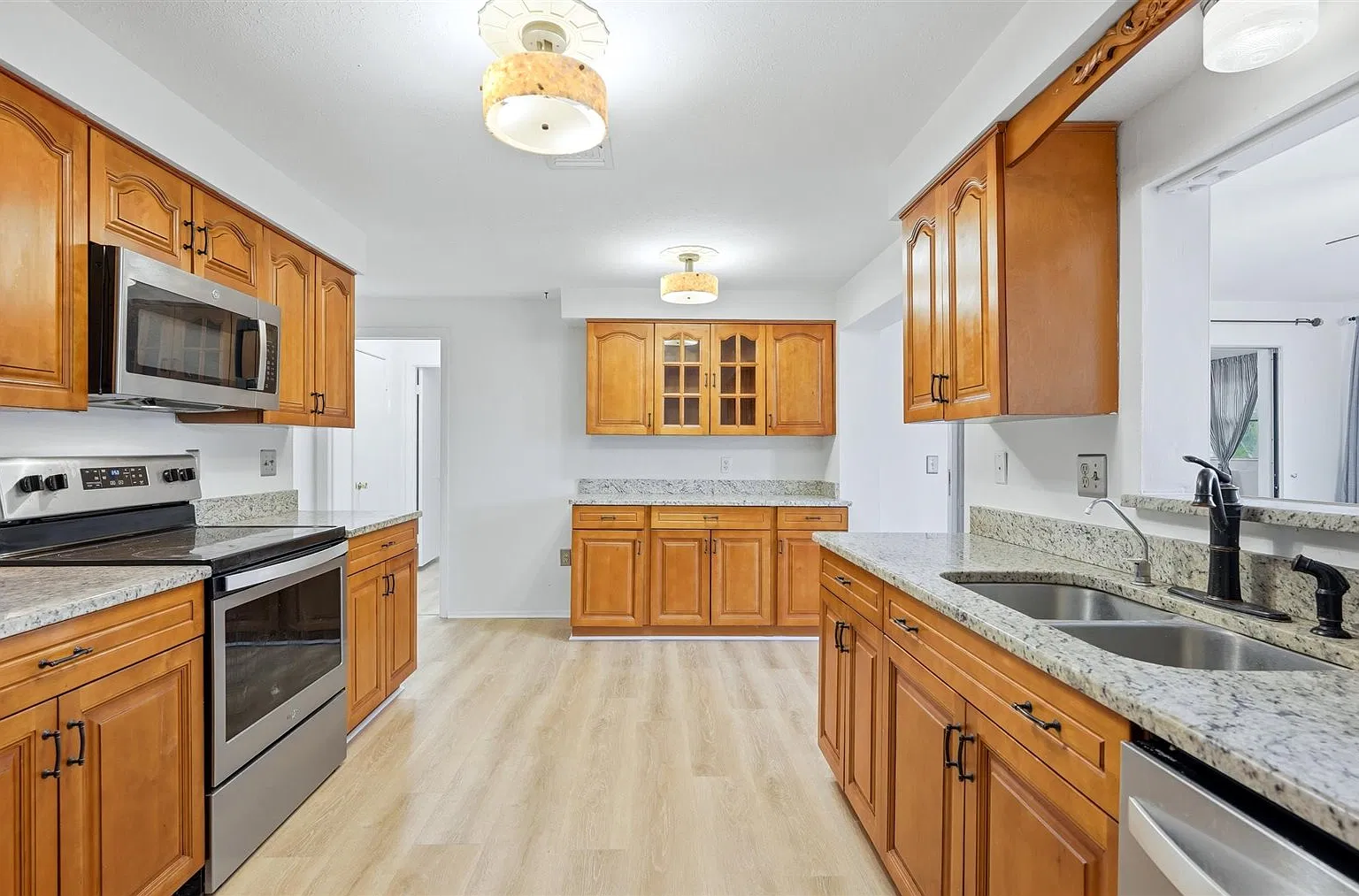 1329 Nantucket Road - 1 — Photo 3