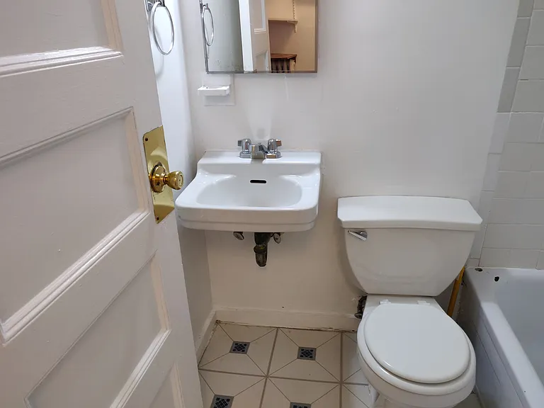 473 Beacon St #7 — Photo 5