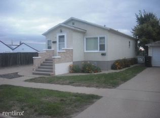 131 7th St E, Dickinson, ND 58601