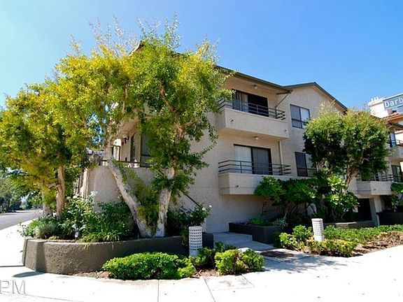 3rd image of 9151 Darby Ave #211