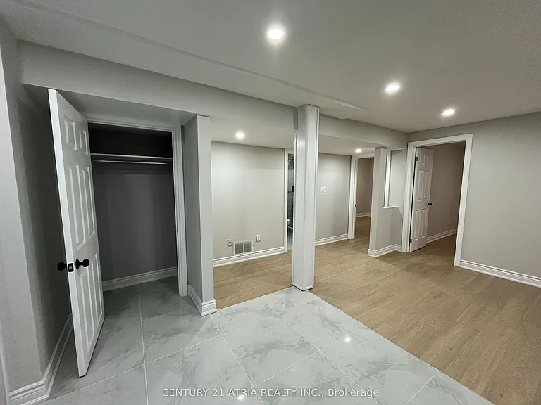 92 Jaffray Rd #BASEMENT — Photo 6