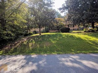 1649 Seayes Rd SW, Mableton, GA 30126