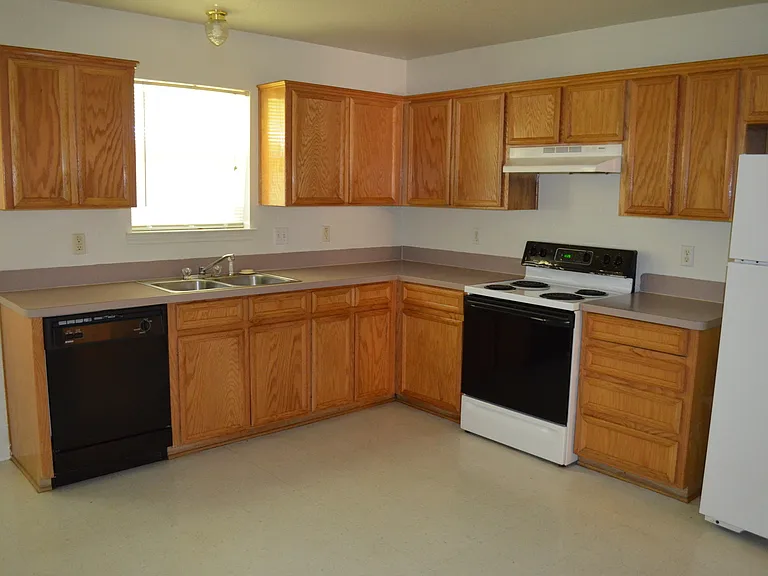 2204 Wildewood Dr — Photo 25