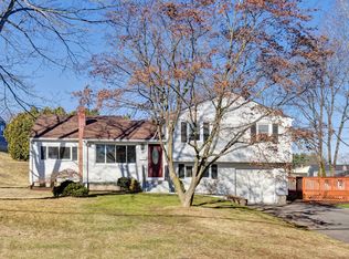 14 Saddle Hill Rd, Newington, CT 06111