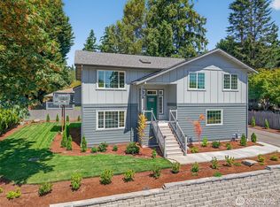7512 NE 202nd Place, Kenmore, WA 98028
